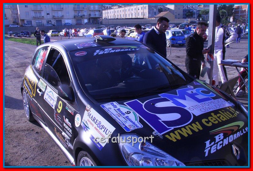 121111 rally 150_tn.jpg
